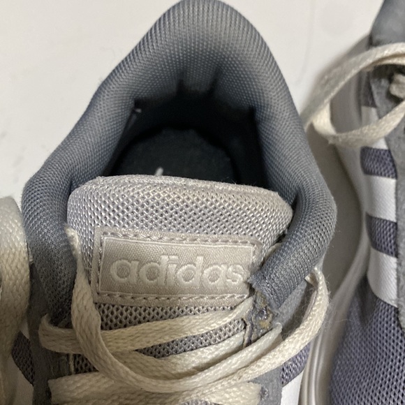 Adidas sneakers kids gray and white size 2 - Picture 5 of 7